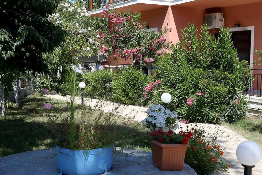 Vassilis Studio'S Perivólion Exteriör bild